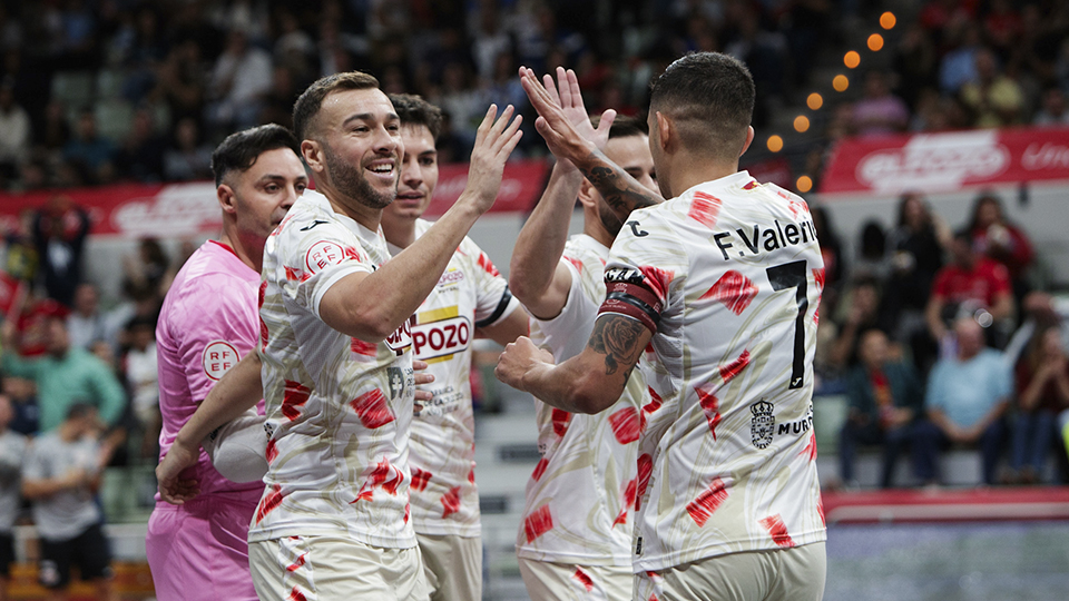 ElPozo Murcia Costa Cálida acaba con la brillante temporada del Servigroup Peñíscola (2-3) y se cita con Jimbee Cartagena en las semifinales