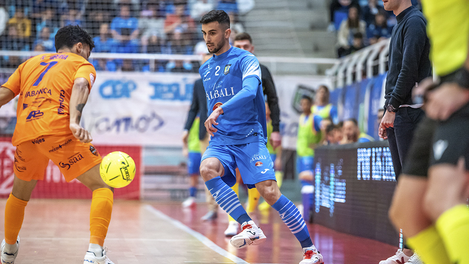 Viña Albali Valdepeñas se hace fuerte en casa y gana a Burela FS (3-1) en un duelo directo por la permanencia
