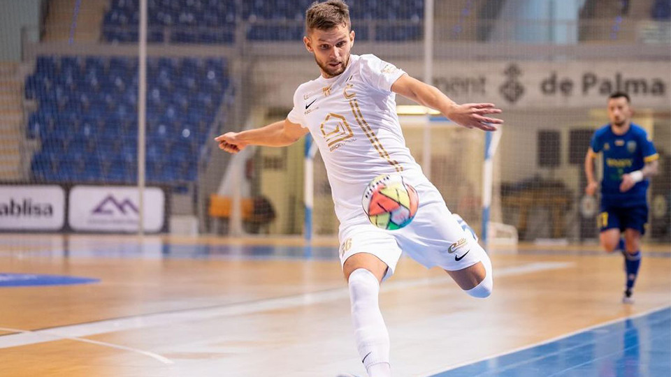 Jakub Raszkowski, un refuerzo para el CD UMA Antequera