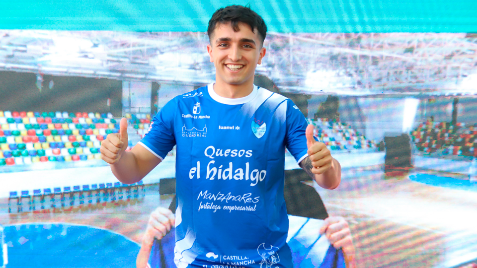 Povill: “Voy a dar todo por esta camiseta”